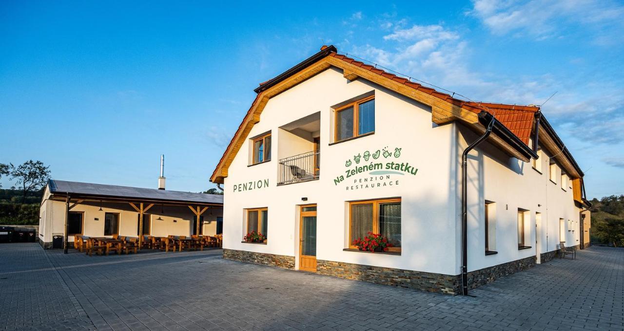 Na Zelenem Statku Hotell Rasovice  Exteriör bild