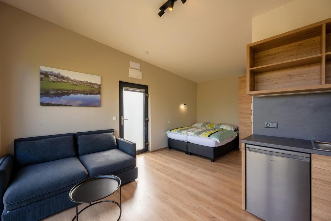 Na Zelenem Statku Hotell Rasovice  Exteriör bild