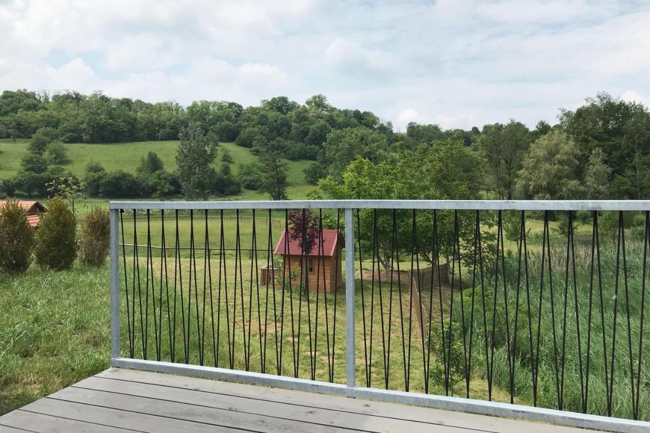 Na Zelenem Statku Hotell Rasovice  Exteriör bild
