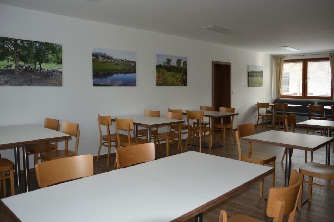 Na Zelenem Statku Hotell Rasovice  Exteriör bild